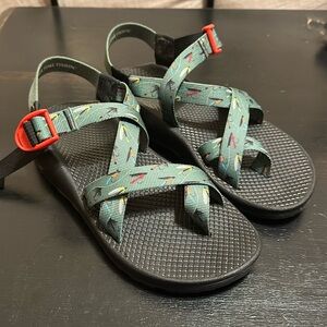 Women’s Chaco Size 8 Thomas Rhett Edition